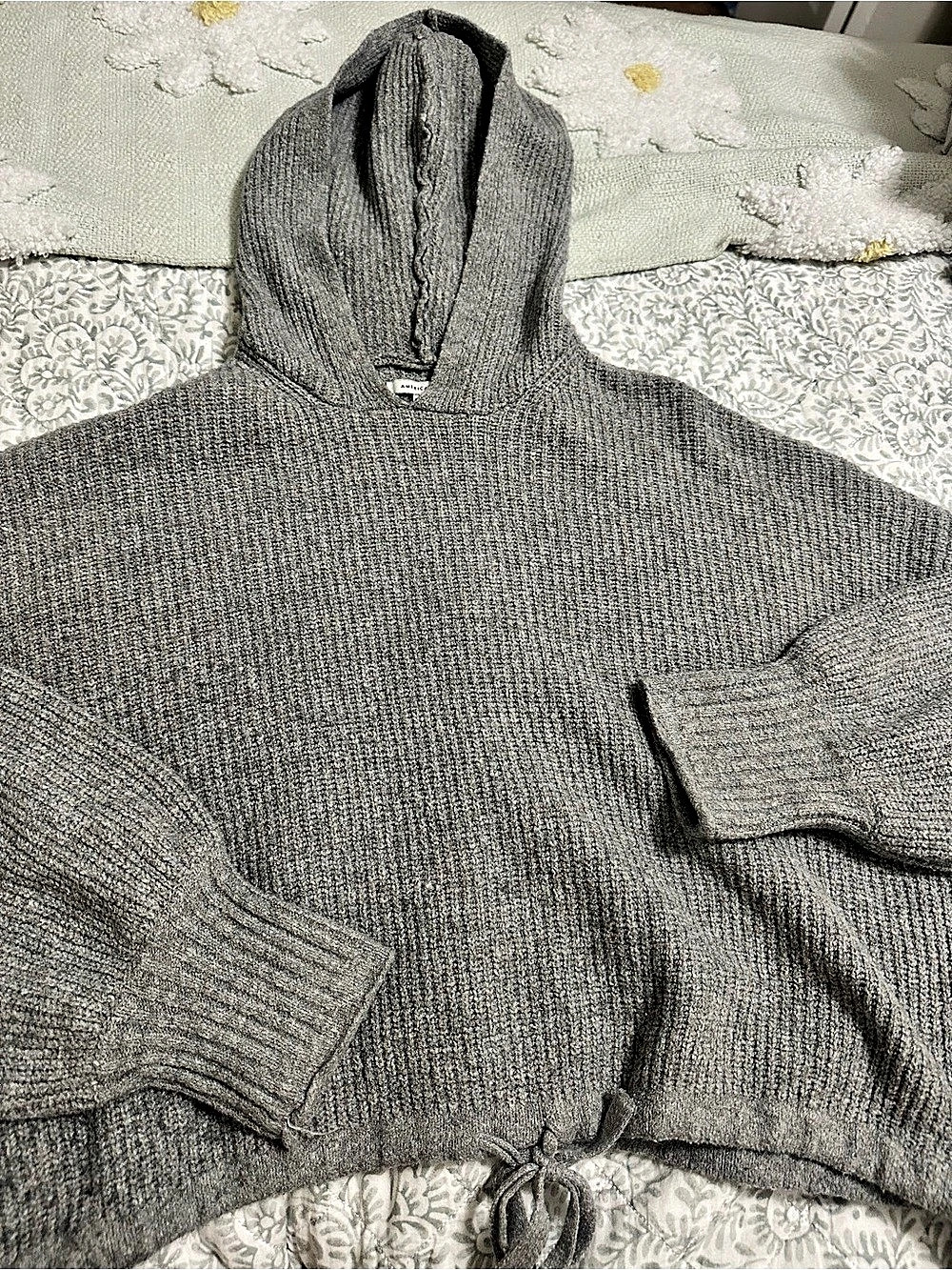 ASTR the Label Gray Hooded Knit Sweater
